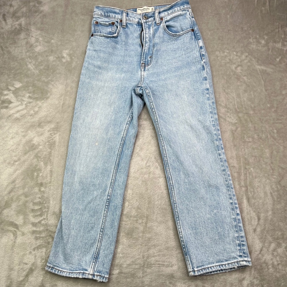 Abercrombie & Fitch Light Wash Straight Leg Jeans
